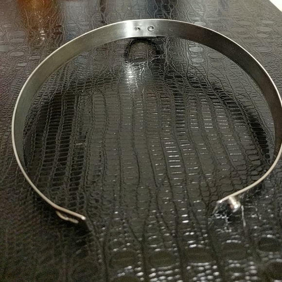 Custom Made 14" Metal Choker Collar - Picture 4 of 4